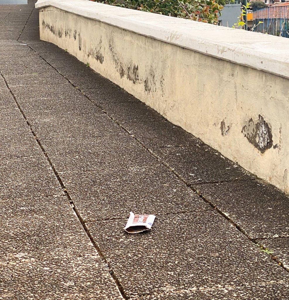 Não há caixotes do lixo suficientes?