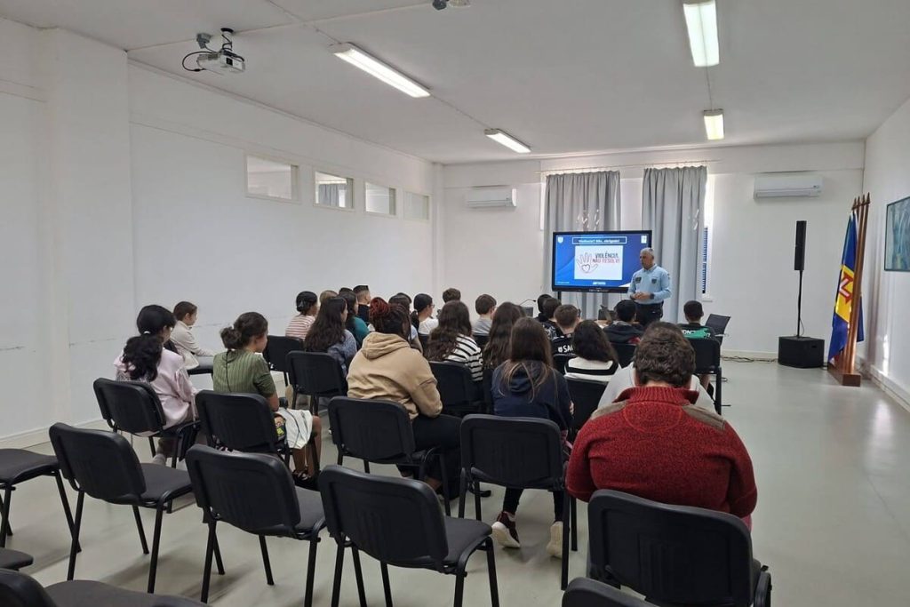 Ação de sensibilização – “Violência não resolve.”